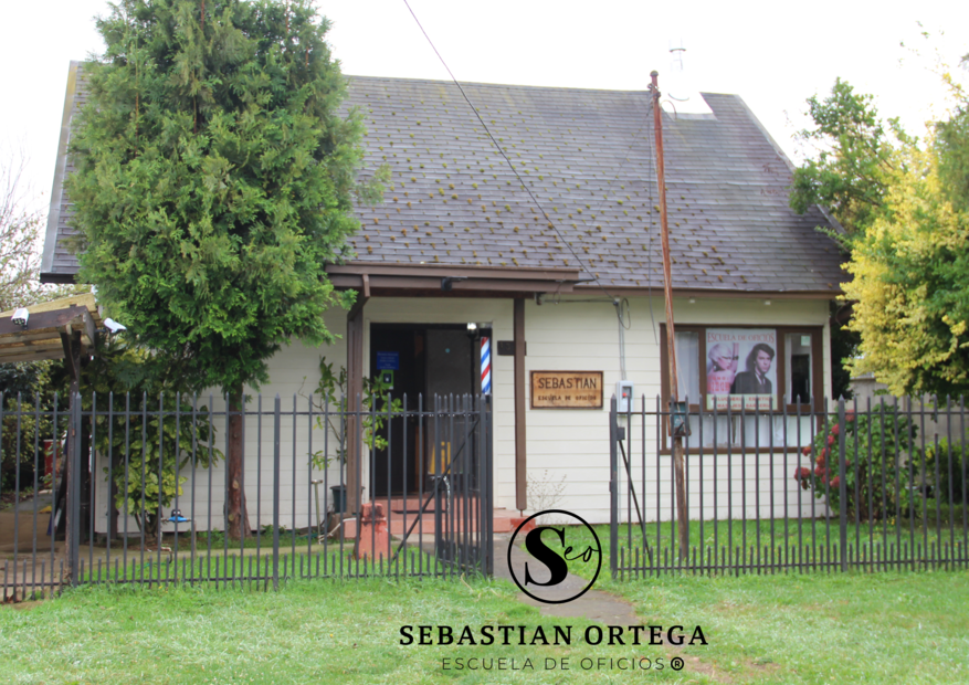 Fachada Escuela Sebastián Osorno